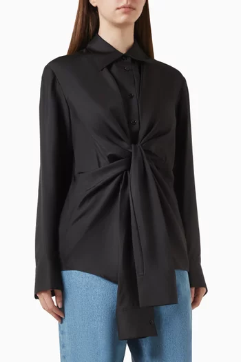 قميص بعقدة حرير