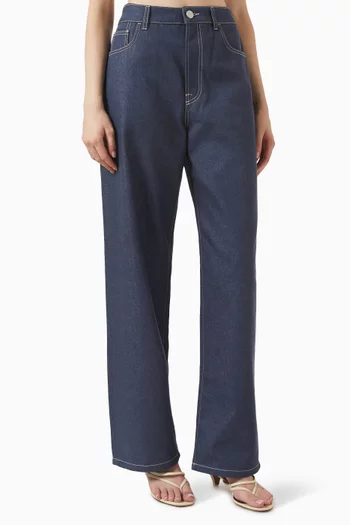 بنطال جينز بقصة فضفاضة دينم