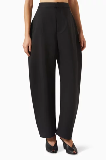 بنطال بقصة منفوخة