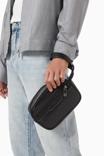 Logo-plaque Beauty Case in Leather