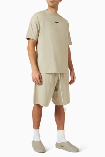 شورت مستوحى من أزياء كرة السلة جيرسيه