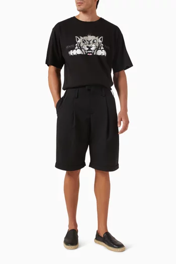 تي شيرت فضفاض بشعار نمر يبتسم قطن