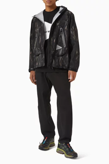 جاكيت 44 بطبعة مقاوم للأمطار