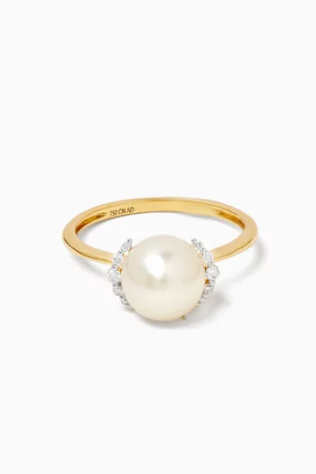 Kiku Cadeau Pearl Ring in 18kt Yellow gold