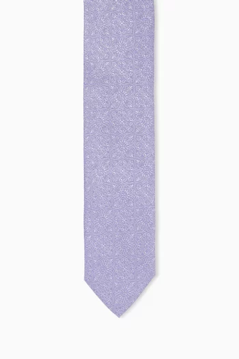 ربطة عنق بنقشة ميدالية نسيج حرير