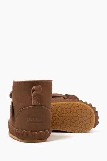 Pouty Booties in Suede