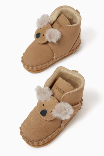 Pouty Booties in Suede