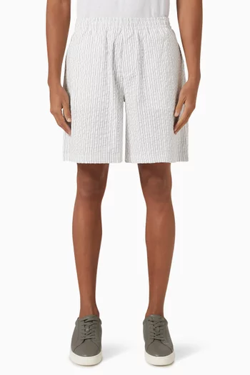 شورت سيرساكر