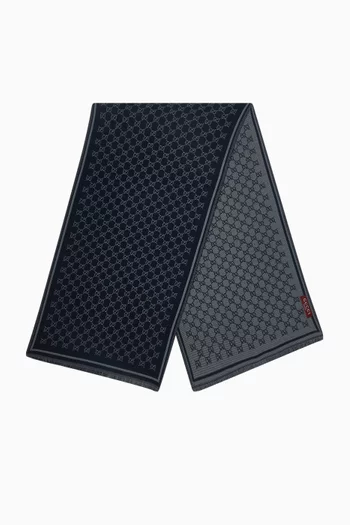 وشاح بنقشة مربعات وحرفي GG صوف