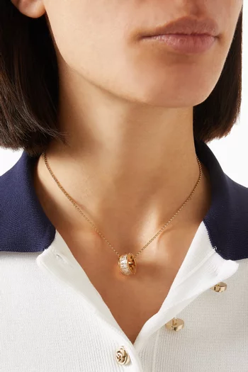 قلادة بلوندي بدلاية مرصعة بالكريستال معدن بلون ذهبي