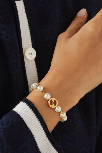 Interlocking Pearl Bracelet in Gold-tone Brass