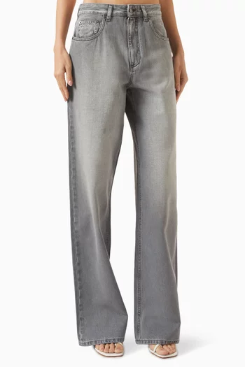 بنطال جينز بقصة فضفاضة دينم