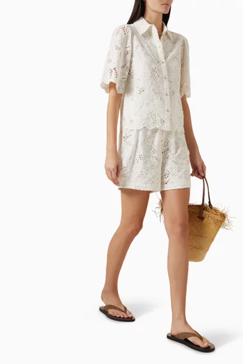 Yassagga Embroidered Shorts in Organic-cotton