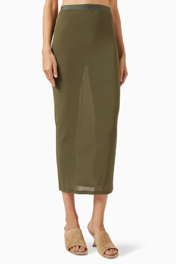 تنورة بقصة ضيقة شفافة