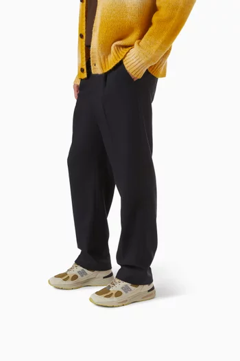 سنيكرز ميد إن يو كيه 991 في 2 شمواه وقماش شبكي