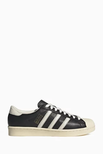 Superstar Low-top Sneakers in Leather