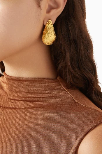 Droplet Earrings in 22kt Gold-plated Brass
