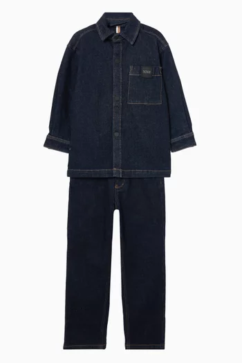 قميص بأكمام طويلة وشعار الماركة دينم