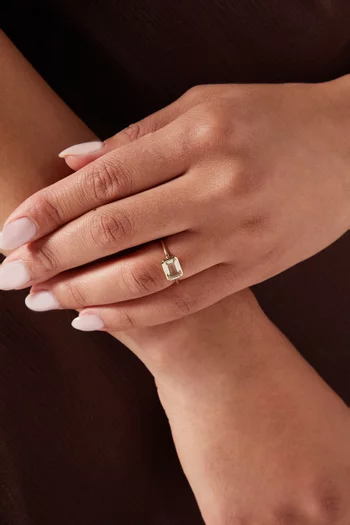 Amethyst Bezel Ring in 14kt Yellow Gold