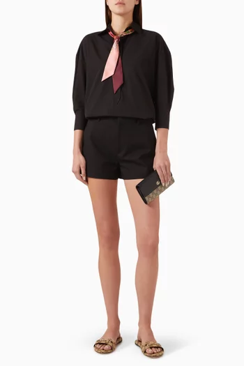 حقيبة مارمونت صغيرة بلونين وسلسلة وشعار حرفي GG