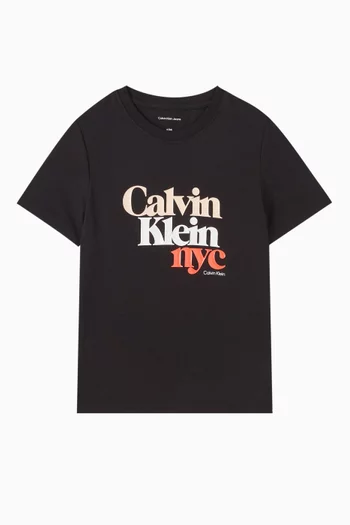 تي شيرت بطبعة NYC‏ وشعار الماركة قطن