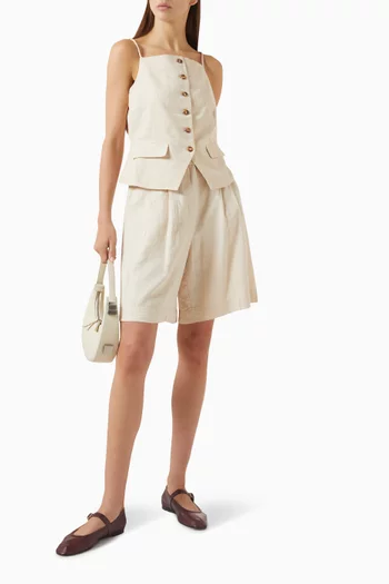 Yastunni Bermuda Shorts in Linen-blend