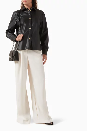 قميص بقصة مربعة جلد صناعي