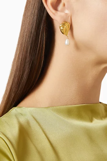 Drape Pearl Drop Earrings in 18kt Gold-plated Sterling Silver