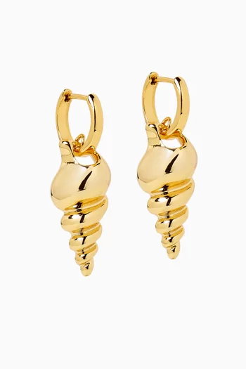 The Conch Earrings in Gold-plated Brass