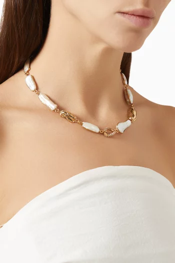 Mother-of-pearl Necklace in Gold-plated Metal