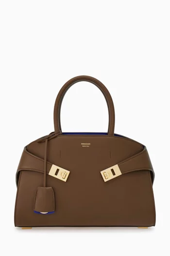 Medium Hug Bag in Leather