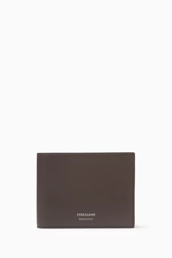 Classic Wallet in Leather
