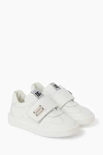 Logo Plaque Sneakers in Leather