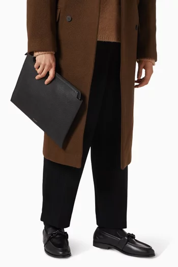 حافظة كبيرة جلد