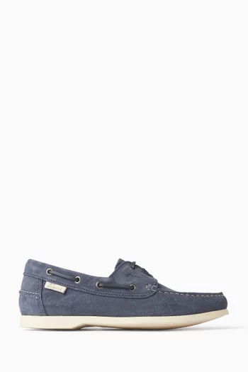 Boat Shoes in Suede