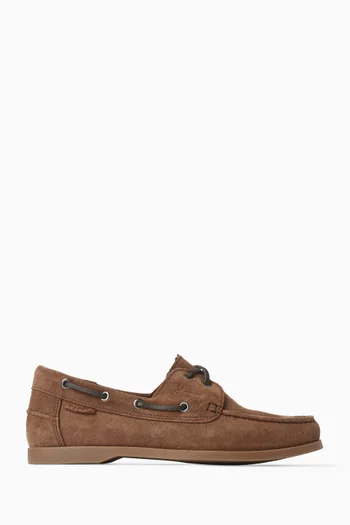 Boat Shoes in Suede