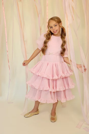 فستان بطبقات كشكش وحزام