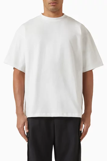 تي شيرت بطبعة شعار الماركة ونقشة جلد الفهد جيرسيه