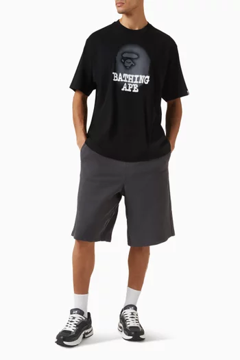 تي شيرت بطبعة شعار الماركة ورأس غوريلا قطن