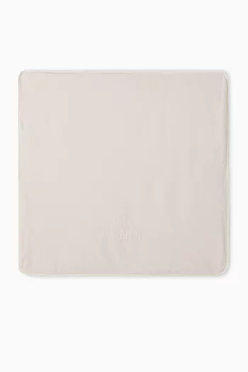 بطانية بتطريز شعار الماركة قطن مطاطي