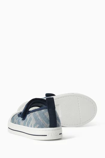 حذاء باليرينا بكعب مسطح دينم