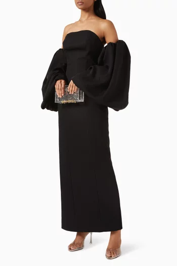 فستان سهرة بأكتاف مكشوفة