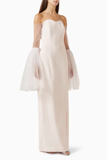 فستان سهرة بأكتاف مكشوفة