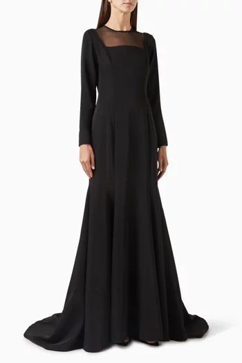 فستان سهرة بفتحة رقبة شفافة