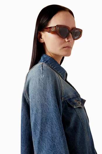 Small Butterfly-shaped Sunglasses in Acetate