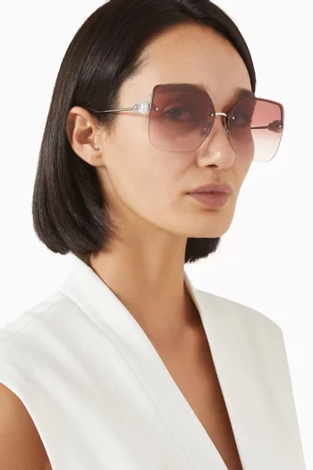 نظارة شمسية مزين بلؤلؤ بتصميم فراشة وإطار معدن