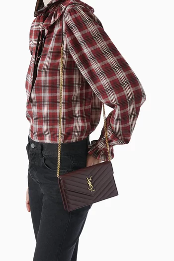 Cassandre Matelassé Envelope Chain Wallet in Quilted Leather