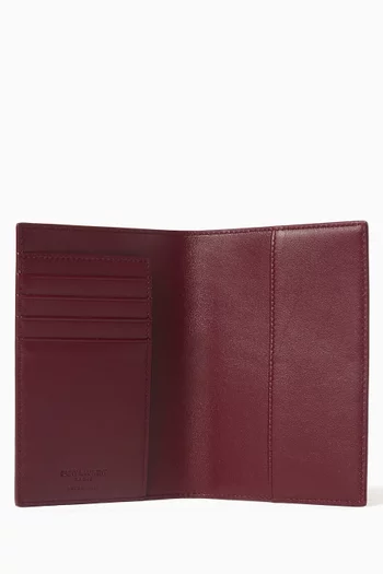 Passport Case in Shiny Leather