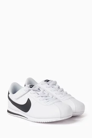 سنيكرز كورتيز بيسيك