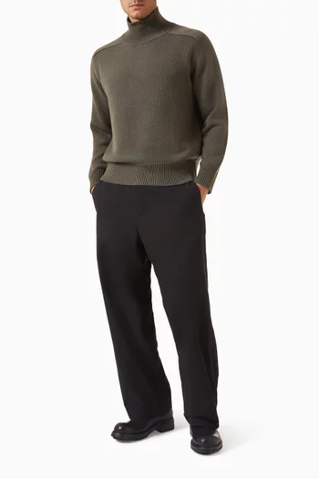 Chunky Turtleneck Sweater in Cashmere